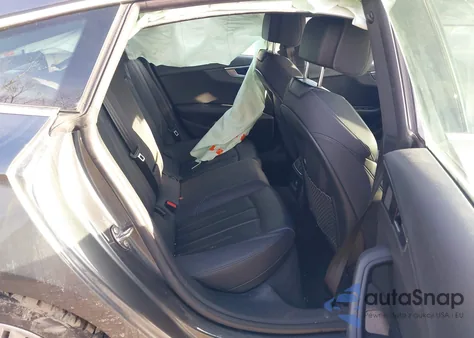 2021 Audi A5 Sportback Premium 45 Tfsi Quattro S Tronic z USA, uszkodzony, nr VIN WAUDACF5XMA012351